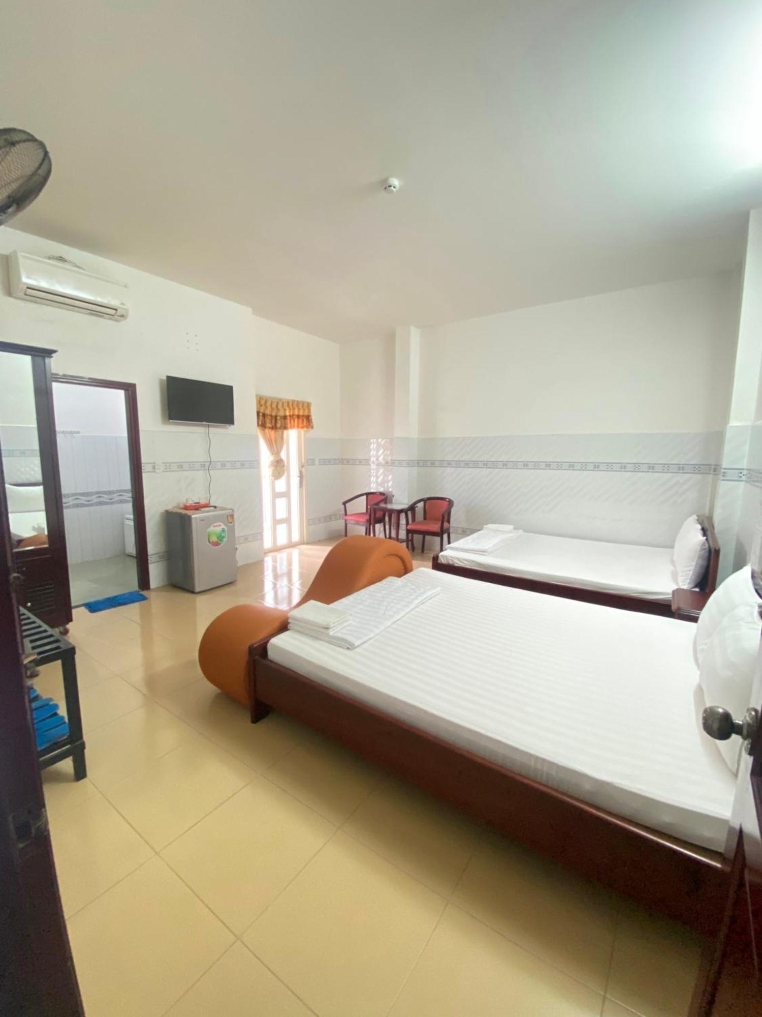 Khách Sạn Kim Phụng Ngân Cần Thơ Extérieur photo