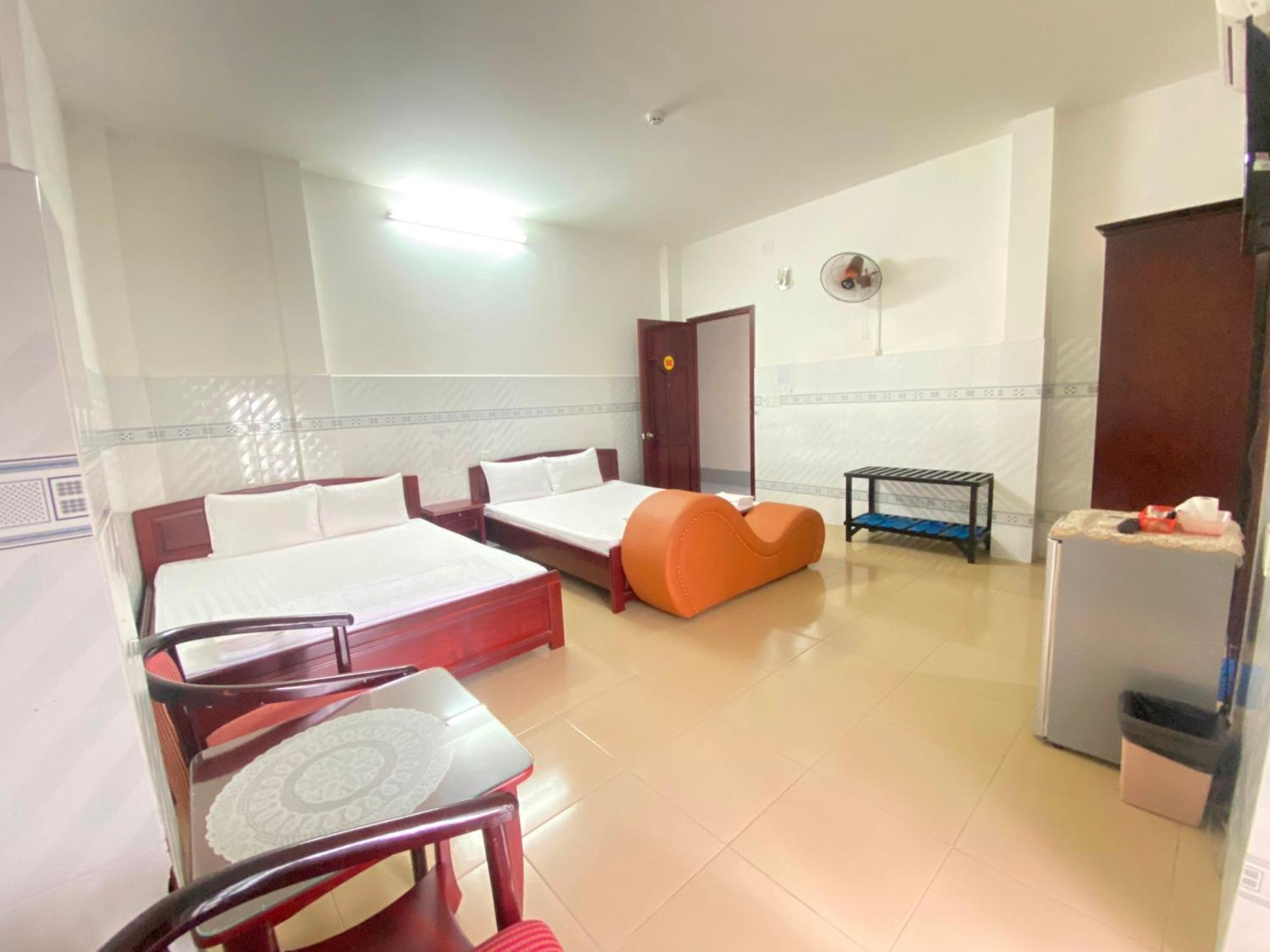 Khách Sạn Kim Phụng Ngân Cần Thơ Extérieur photo