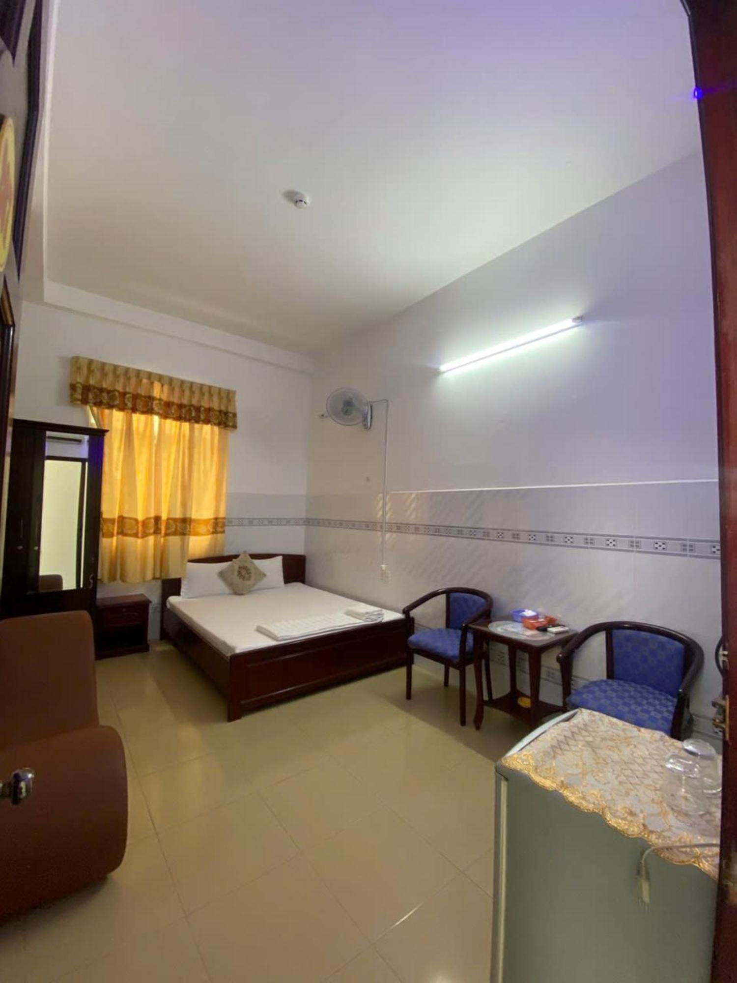 Khách Sạn Kim Phụng Ngân Cần Thơ Extérieur photo