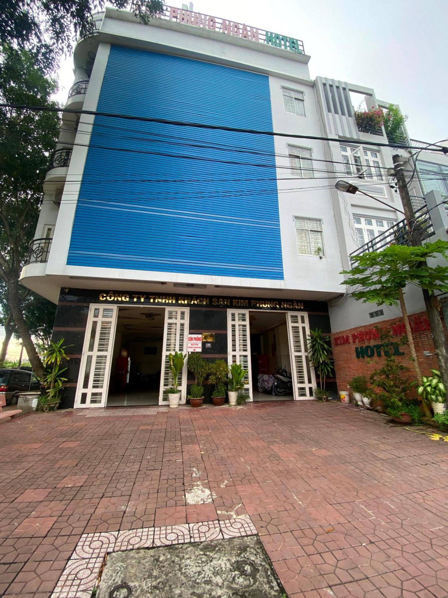 Khách Sạn Kim Phụng Ngân Cần Thơ Extérieur photo