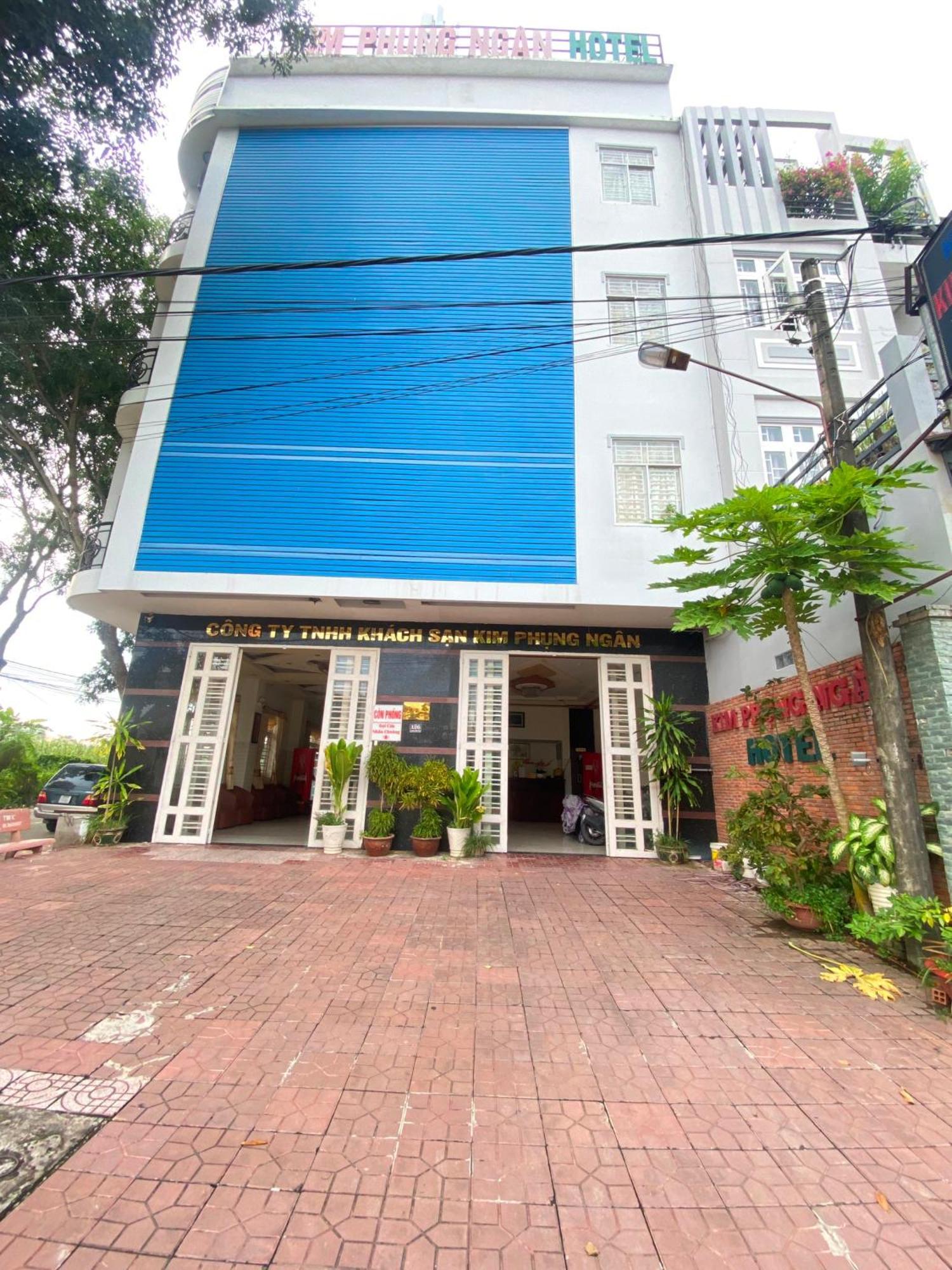 Khách Sạn Kim Phụng Ngân Cần Thơ Extérieur photo
